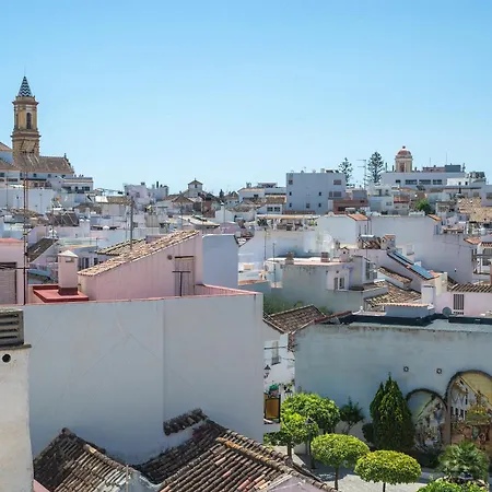 Casa Alba アパート エステポナ